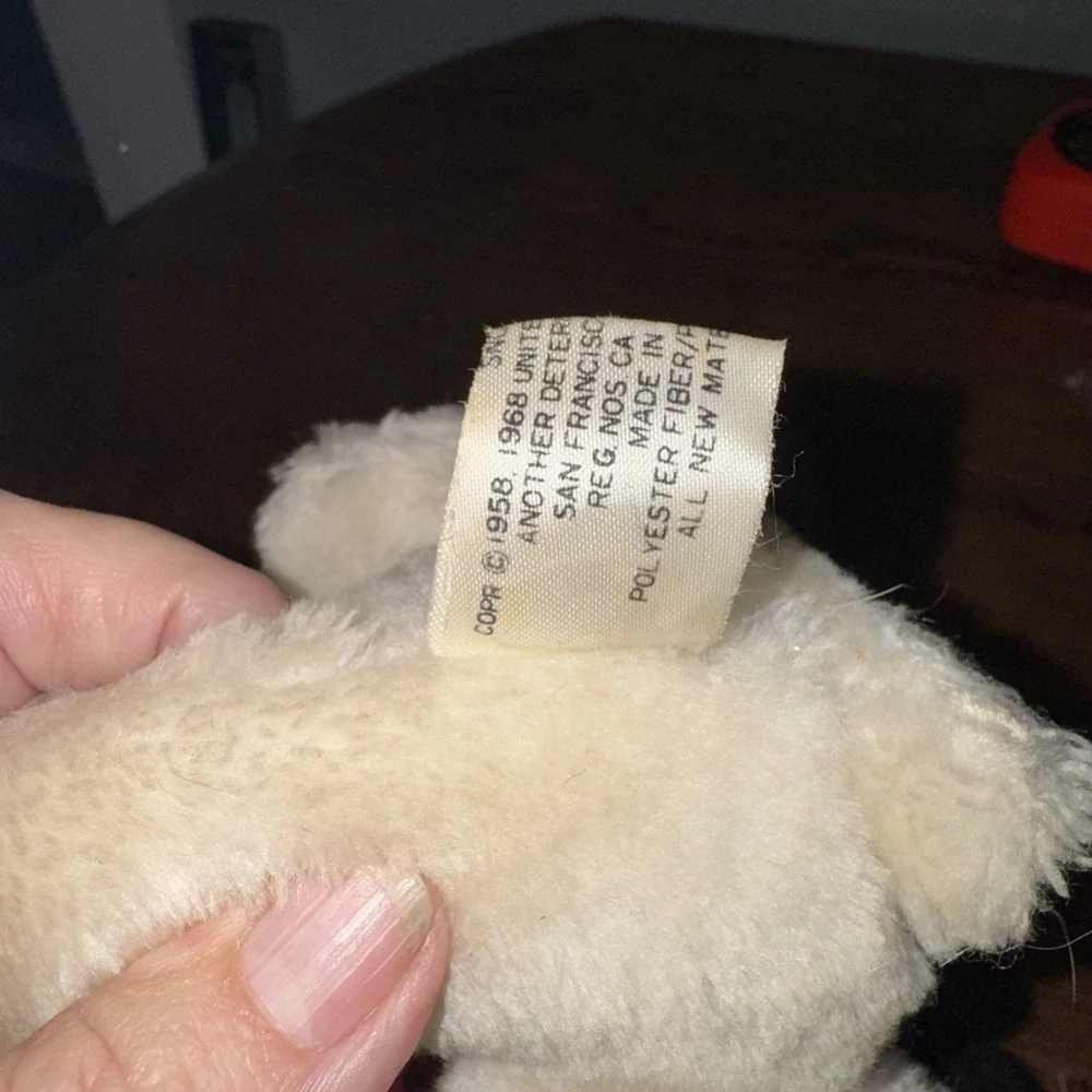 Vintage 1968 Peanuts SNOOPY Plush Dog United Features Syndicate KOREA